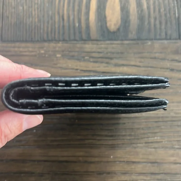 Kate Spade Small Bifold Wallet in Black - Picture 6 of 9